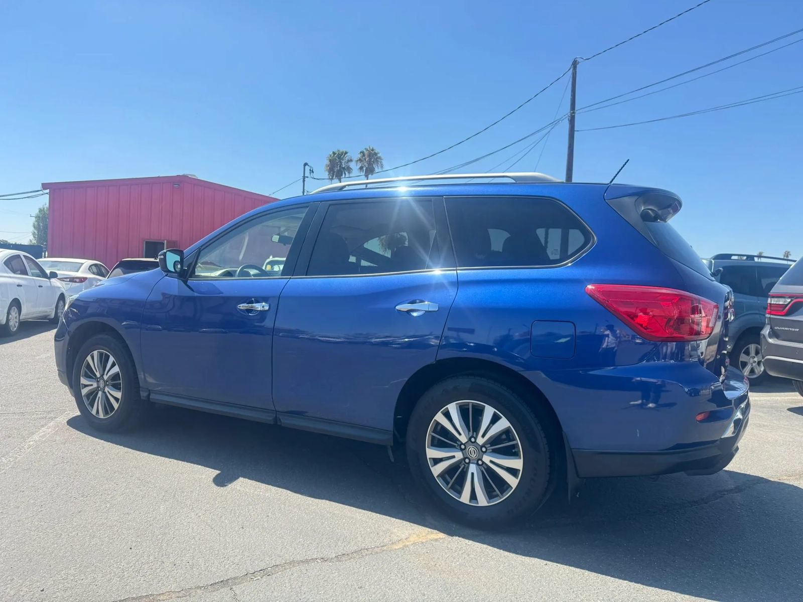 Used 2017 Nissan Pathfinder S FWD image 4