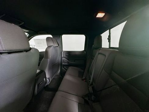 Used 2026 Nissan Frontier SV w/ Tow Package RWD image 22