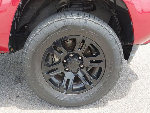 Used 2021 Toyota Tacoma SR w/ SR Convenience Package RWD image 33