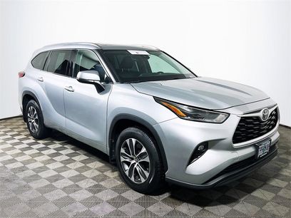 Certified 2021 Toyota Highlander XLE