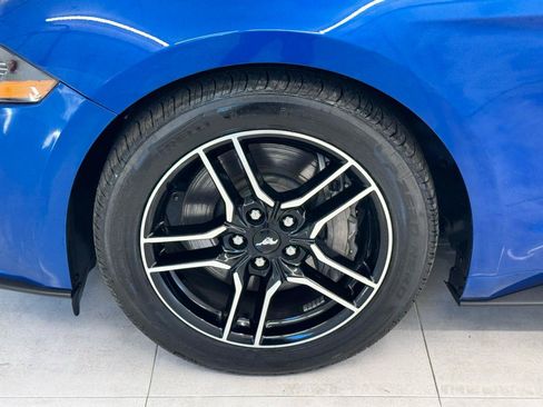 Used 2018 Ford Mustang GT w/ Equipment Group 301A RWD image 31
