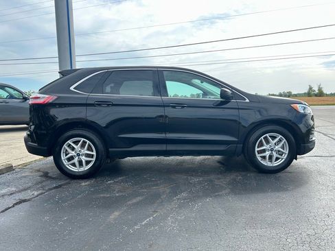 Used 2022 Ford Edge SEL w/ Convenience Package image 2