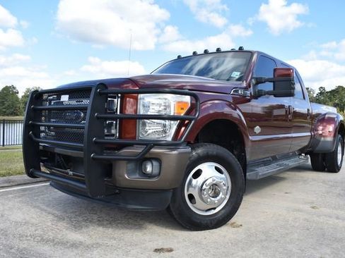 Used 2015 Ford F350 King Ranch image 5