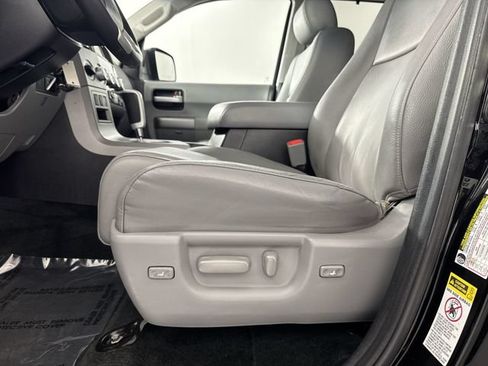 Used 2016 Toyota Sequoia Limited AWD/4WD image 21