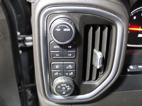 Certified 2022 Chevrolet Silverado 1500 LTZ w/ Technology Package image 43