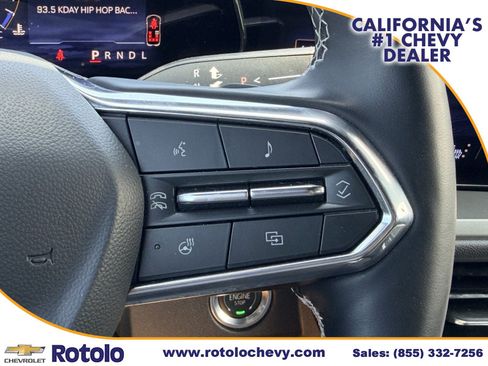 Used 2025 Chevrolet Traverse LT FWD image 24
