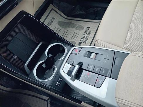 Used 2023 BMW X1 xDrive28i w/ Premium Package image 15