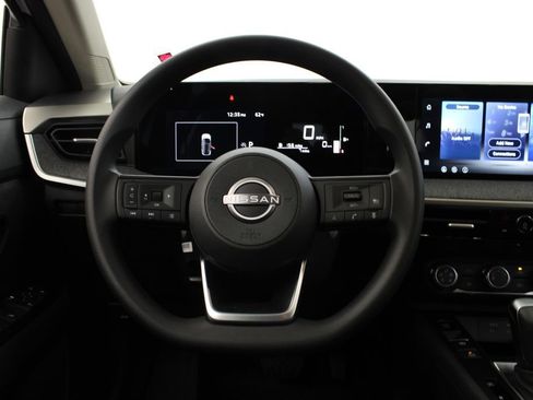 New 2026 Nissan Kicks S image 20