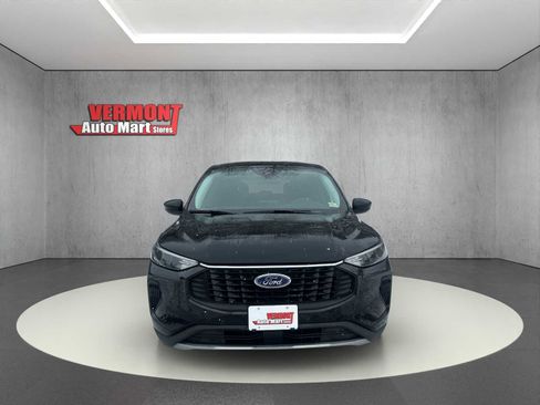 Used 2024 Ford Escape Active image 2