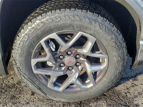 New 2026 GMC Sierra 1500 SLT w/ SLT Premium Plus Package image 4