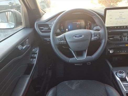 Used 2024 Ford Escape ST-Line w/ Tech Pack #1 image 5