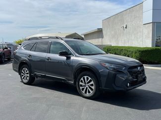Used 2025 Subaru Outback Premium video 1