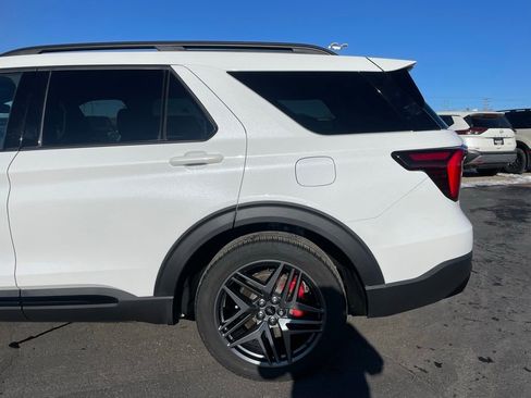 Used 2025 Ford Explorer ST w/ Sun And Sound Package AWD/4WD image 42