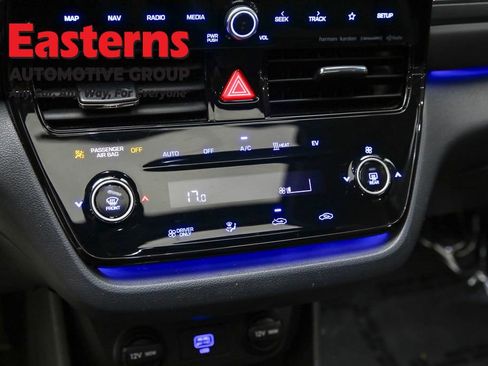 Used 2020 Hyundai Ioniq Limited image 20