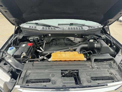 Used 2016 Ford F150 Lariat w/ Equipment Group 502A Luxury image 9