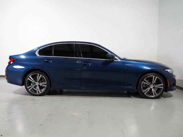 Used 2024 BMW 330i Sedan w/ Premium Package RWD image 5
