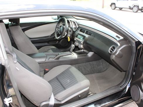Used 2011 Chevrolet Camaro LS RWD image 6