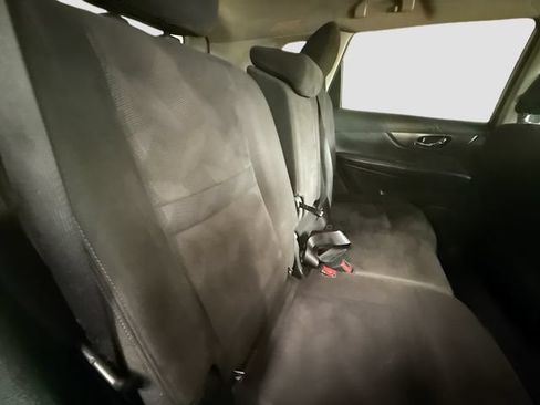 Used 2015 Nissan Rogue SV AWD/4WD image 25