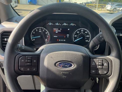 Used 2022 Ford F150 XLT w/ Trailer Tow Package image 14
