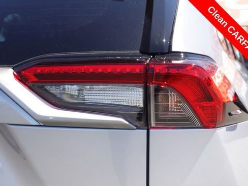 Certified 2022 Toyota RAV4 Limited FWD image 9
