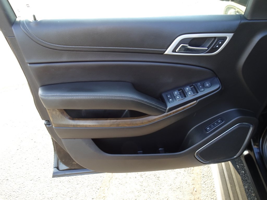 Used 2018 GMC Yukon Denali AWD/4WD image 14