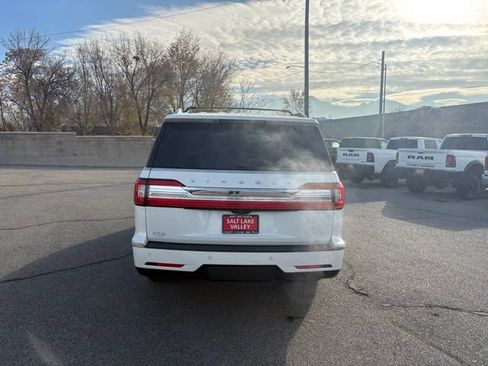 Used 2021 Lincoln Navigator L Reserve w/ Luxury Package AWD/4WD image 7