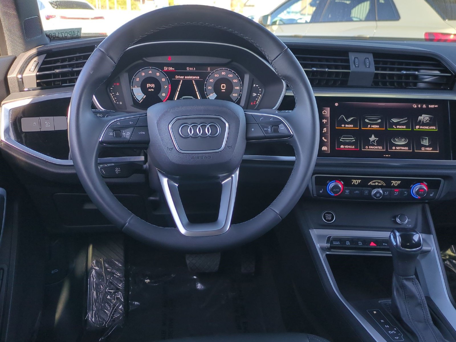 Used 2023 Audi Q3 2.0T Premium w/ Convenience Package AWD/4WD image 9
