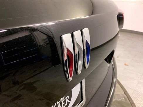 Used 2025 Buick Envision Sport Touring image 29