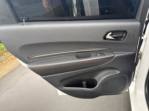 Used 2024 Dodge Durango GT image 32