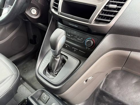 Used 2020 Ford Transit Connect XL FWD image 31