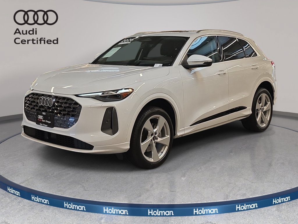 Certified 2026 Audi Q5 Premium AWD/4WD image 1