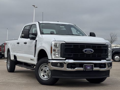 New 2026 Ford F250 XL image 2