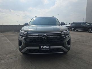 Used 2024 Volkswagen Atlas Peak Edition SE video 2