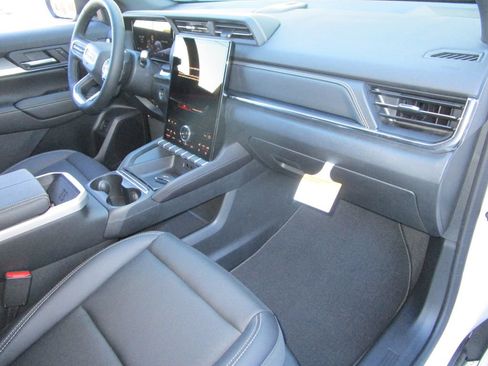 New 2026 GMC Terrain Elevation w/ Elevation Premium Package image 22