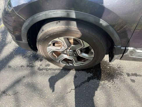 Used 2018 Honda CR-V EX image 9