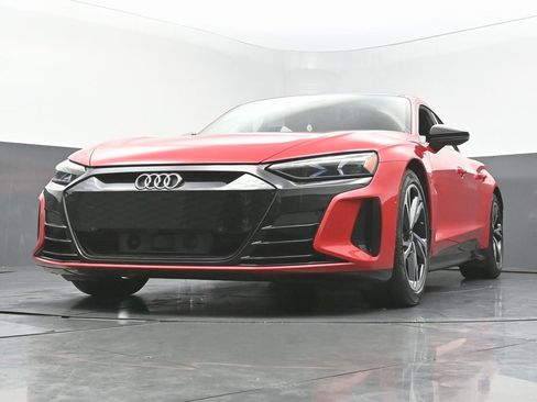 Used 2022 Audi e-tron GT Prestige w/ Prestige Package image 51