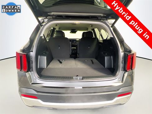 Certified 2025 Kia Sorento EX image 27