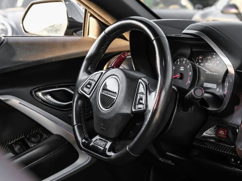 Used 2016 Chevrolet Camaro SS image 11