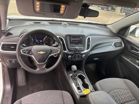 Used 2023 Chevrolet Equinox LT FWD image 20