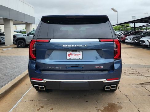 New 2026 GMC Yukon Denali w/ Denali Reserve Package AWD/4WD image 4