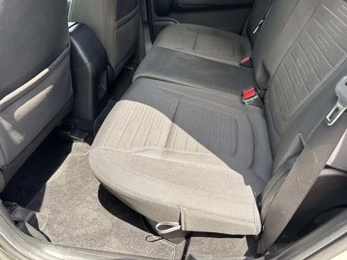 Used 2023 Hyundai Santa Cruz SE AWD/4WD image 16
