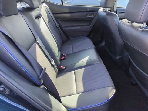 Used 2017 Toyota Corolla SE image 22