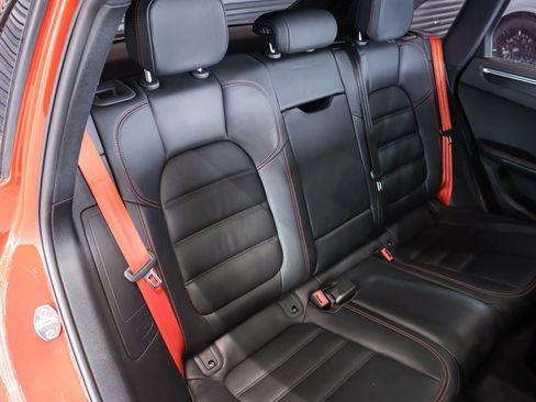 Certified 2022 Porsche Macan GTS AWD/4WD image 7