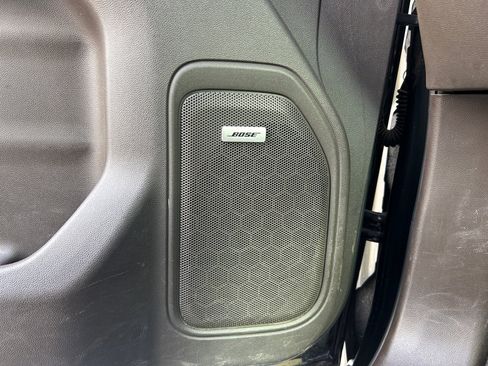 Used 2019 GMC Sierra 1500 SLT image 26