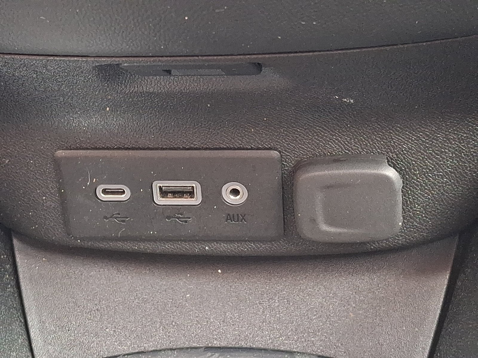 Used 2025 Chevrolet Malibu LT FWD image 24