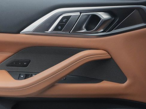 Certified 2025 BMW M440i Convertible RWD image 16