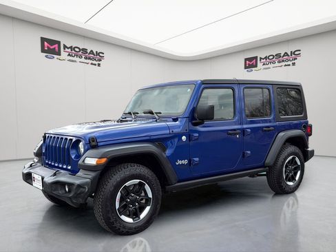Used 2019 Jeep Wrangler Unlimited Sport S AWD/4WD image 3
