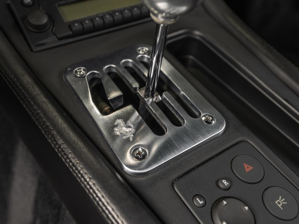 Used 2000 Ferrari 550 Maranello Coupe RWD image 28