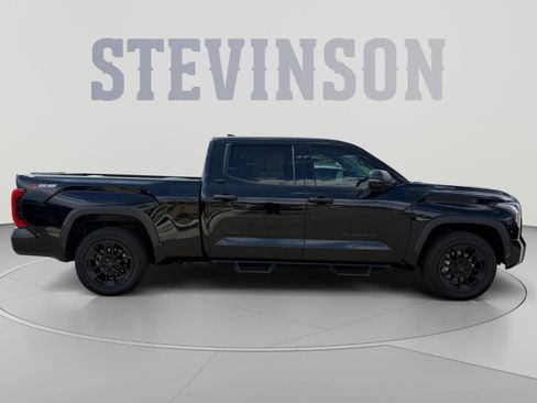 Used 2023 Toyota Tundra SR5 w/ SR5 Convenience Package RWD image 6