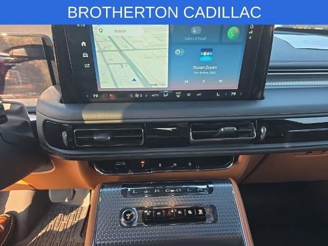 Used 2025 Lincoln Aviator Black Label w/ Black Label Special Edition AWD/4WD image 15